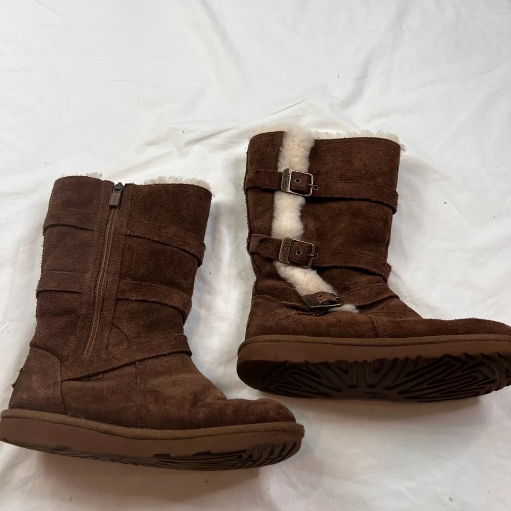 UGG Australia Maddi II Boots Chocolate Brown Size 4 S/N 1102529 EUC L050922 - Picture 2 of 7